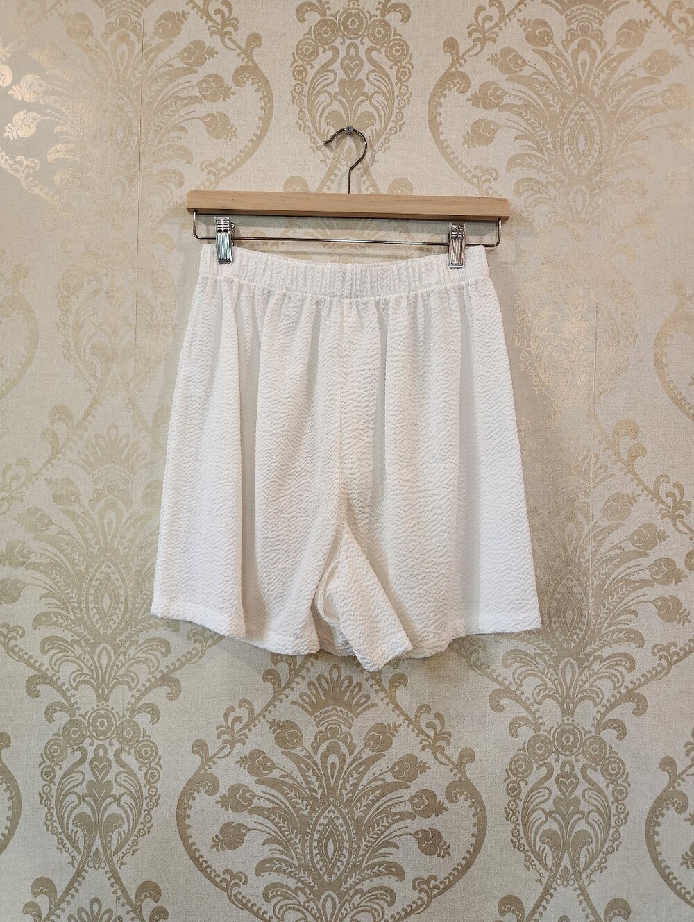 Local Woman Co Seersucker Ivory Set - Picture 10 of 11